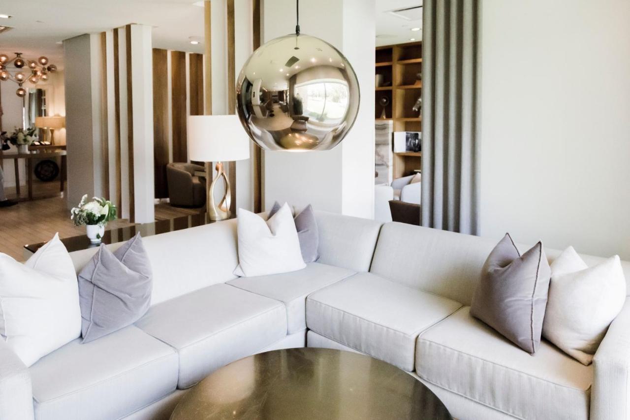 The James Hotel Saskatoon Luaran gambar