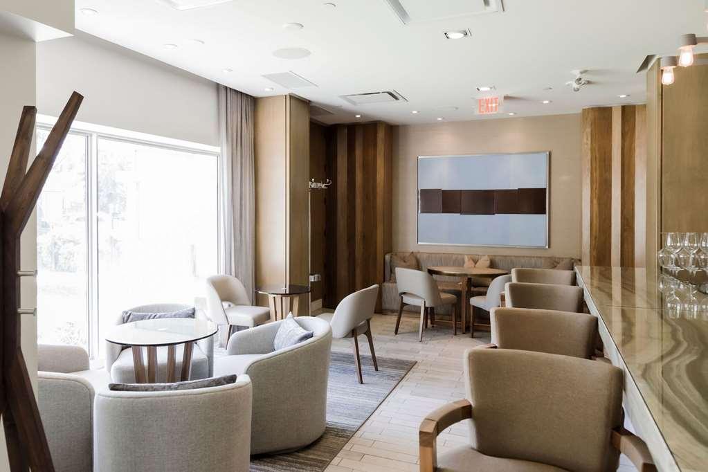 The James Hotel Saskatoon Dalaman gambar